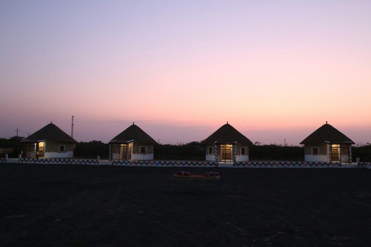 Banni Village Resort - Rann Of Kutch Bherandiāla Extérieur photo