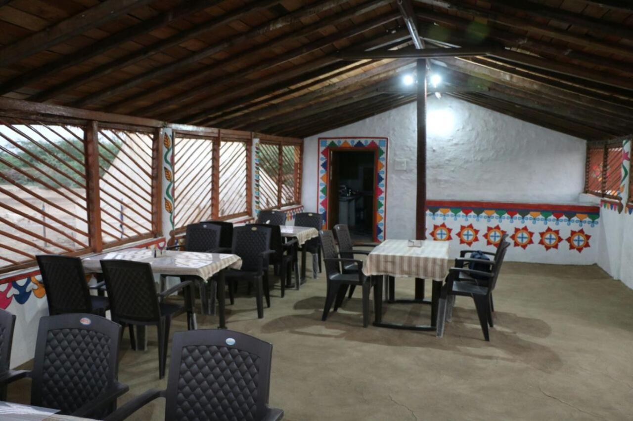 Banni Village Resort - Rann Of Kutch Bherandiāla Extérieur photo